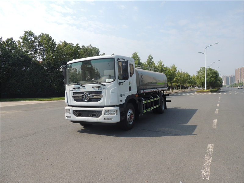 多利卡12方灑水車|CLT5167GPSEQ6型綠化噴灑車